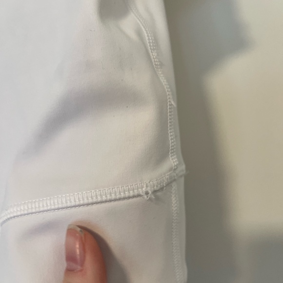 Offline Scalloped Crop Top - Picture 4 of 4